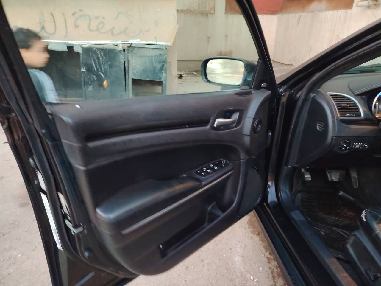 اوبامه هيمي أدوات أدوات موديل 2018 اصل مكان بصره سياره جديده تفاصيل خاص ***********
