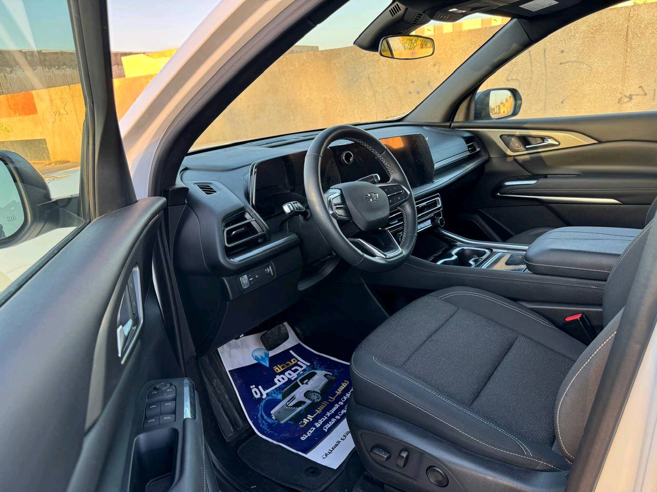 ترافرس ٢٤ LT
حادثه سطحي الجاملغ مسحوب عل الباب بدون دواخل مواصفاته معروفه
للاستفسار 
الاتصال او  الوت سب 
***********