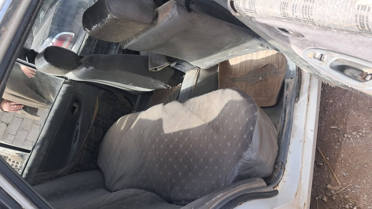 السلام عليكم
دايو ابرنس فراشه 
رقم باب مداور ثاني يوم 
سياره جاهزه من كلشي 
تبريد فقط غاز 
 33 وبيه مجال 
مكان سياره الديوانية/ المهناوية 
رقم الهاتف ***********
