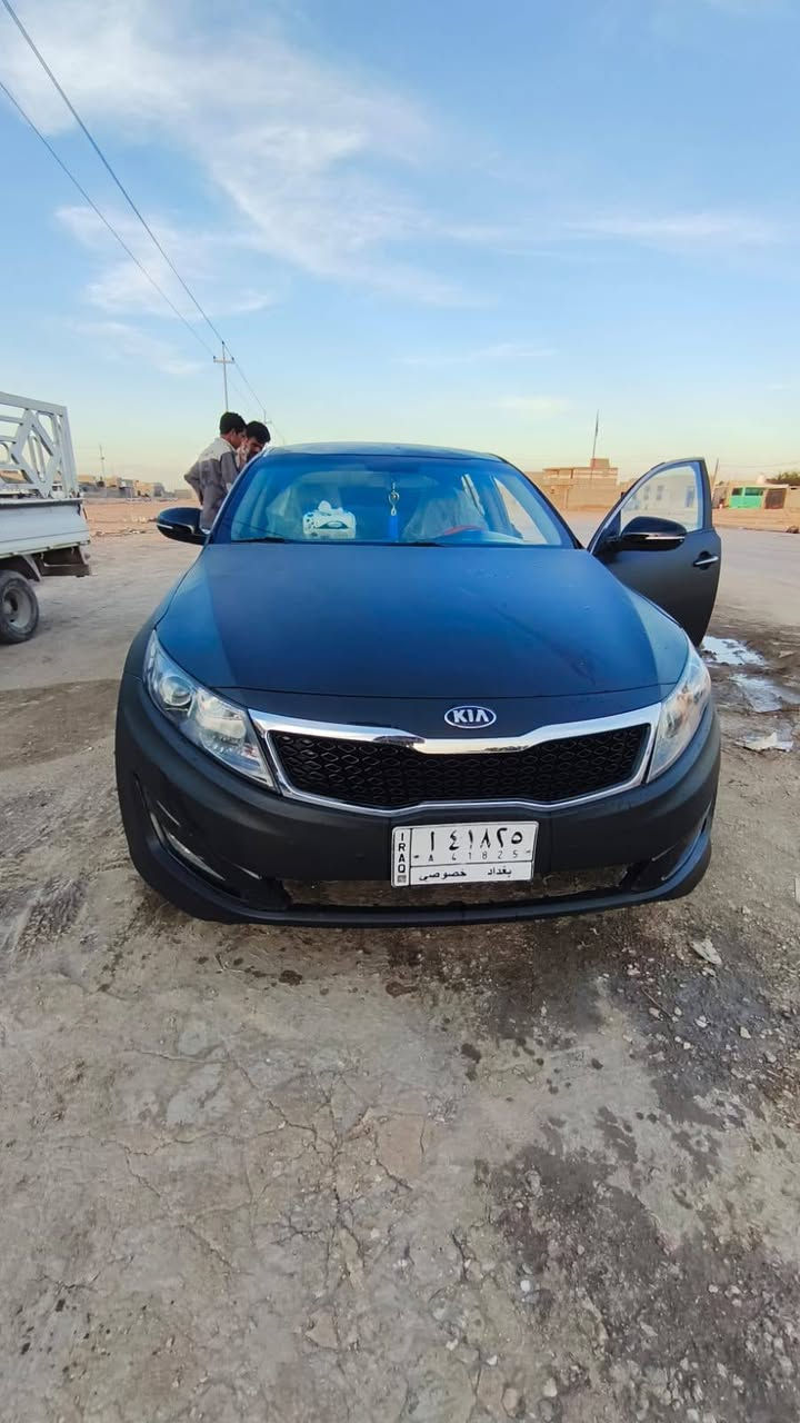 يالله سلام عليكم بيع  مستعجل سعر 110مكان بصره زبير كيا k5خليجي 2013 مكينه دوش 2400 السياره جاهزه علا اخر حبايه ***********
