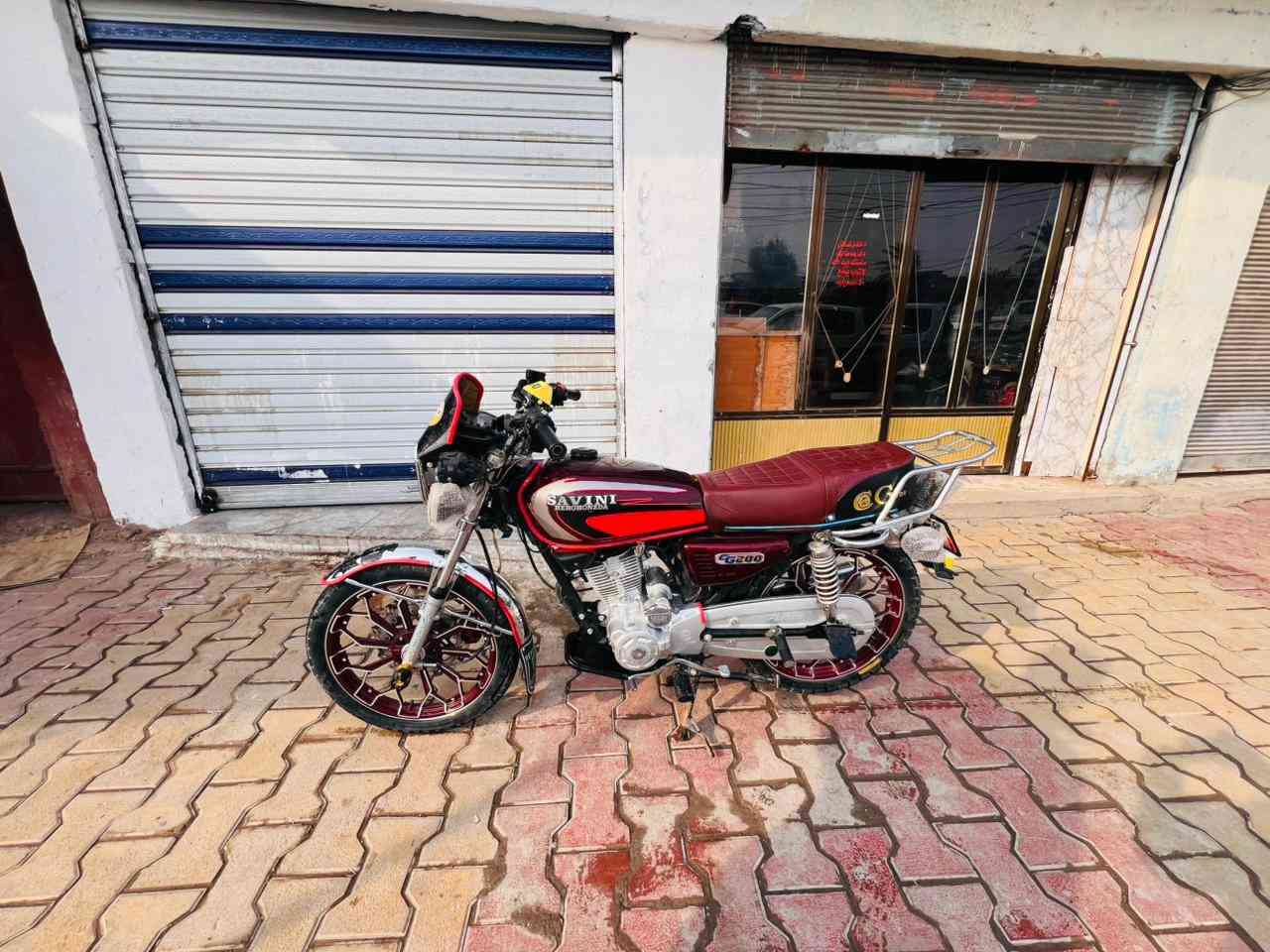 نام برو. موديل 2024.  نضاف فول محرك 200.  cc مكاني جنوب الموصل كياره رقمي *********** السعر 675 بي مجال شي قليل
