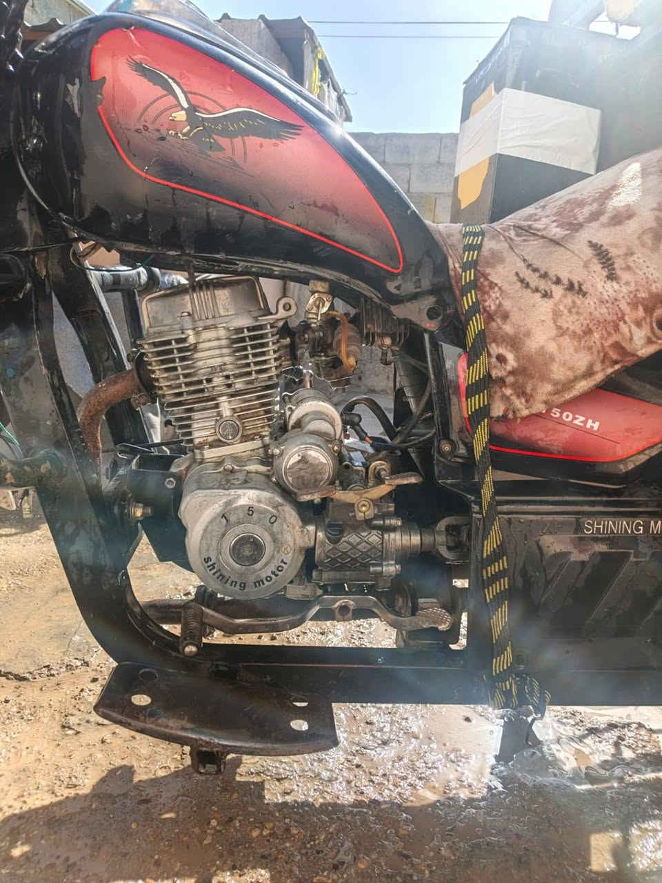 سلام عليكم شباب ستوتة موديل 21 فحل قلاب الستوتة خير من الله نقصه بس تفيلس اوراقها موجودة بس واكع عليهن مي كهربائيات كاملة مكينة سلف و هندر شغال مكاني ديالى بعقوبة سعر 1300 وبيها مجال الرقم *********** ما ارد خاص لان ماعندي مجال من ورة الشغل
