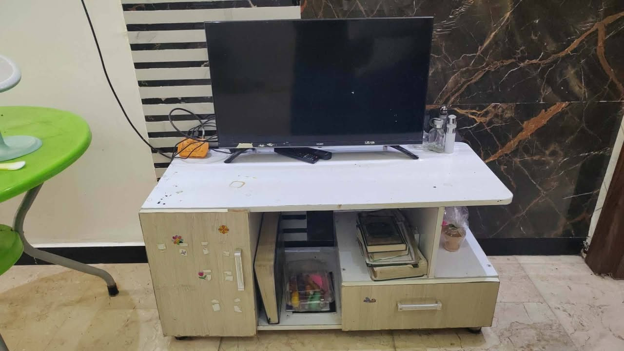 ثلاجة البيع السعر ٤٥٠ وبيها مجال 
هية ثلاجة وهية مجمدة جديدة 

وبلازما مع ميز ب١٠٠ الف


**إذا كنت صاحب هذا الإعلان وتريد حذفه لأي سبب، رجاءا أرسل رسالة إلى الدعم الفني**