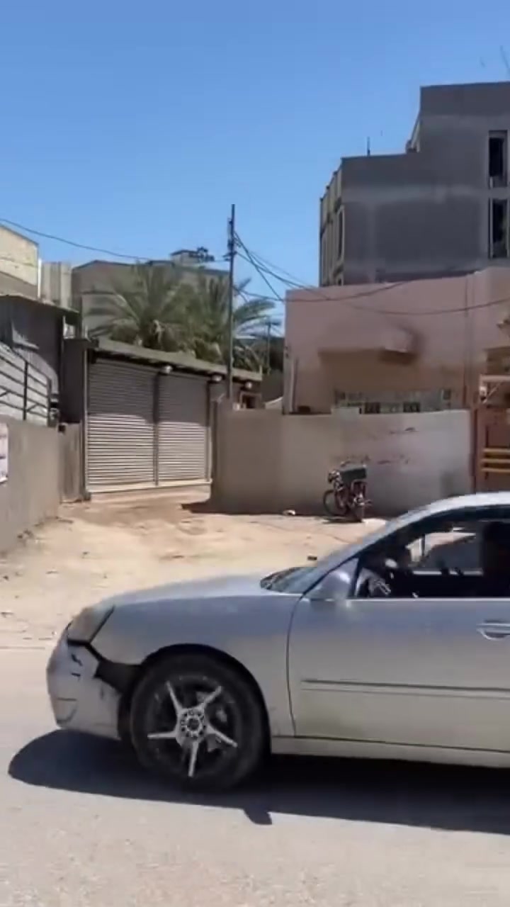 بسم الله و على بركة الله
عقاار موقع ممتاز وتجاري جيد جداً 

للاستفسار اكثر ***********
