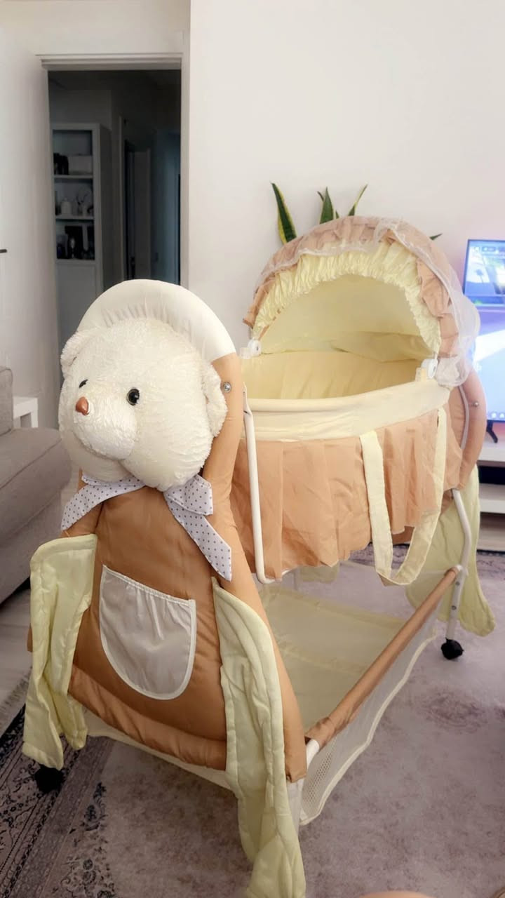 سرير هزاز حلو كلش لون بيجي و اصفر عملي جدا مستعمل قليل  ونظيف  بيه مكان خزن اغراض بالاسفل و دبدوب كبير ديكور و ناموسيه أربيل, العراق


**إذا كنت صاحب هذا الإعلان وتريد حذفه لأي سبب، رجاءا أرسل رسالة إلى الدعم الفني**