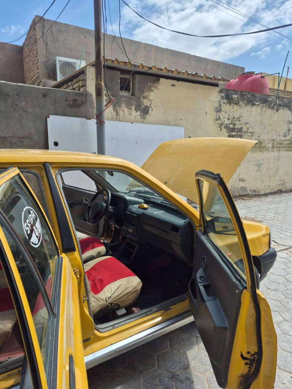 سلام عليكم سياره سايبا موديل 2011مكاني نجف السيارة كير مكينه حداديه تخم تاير جديد كل لحيم بشاصي مابيه ولا فطر ريده ١٤ وبيه مجال لشراي السيارة مكفوله عشائر وسرقه فقط وهذا رقمي ***********
