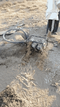 حفر الابار ال رتوازيه وتعبير شوارع  ول اسعار مناسبه  07885515661