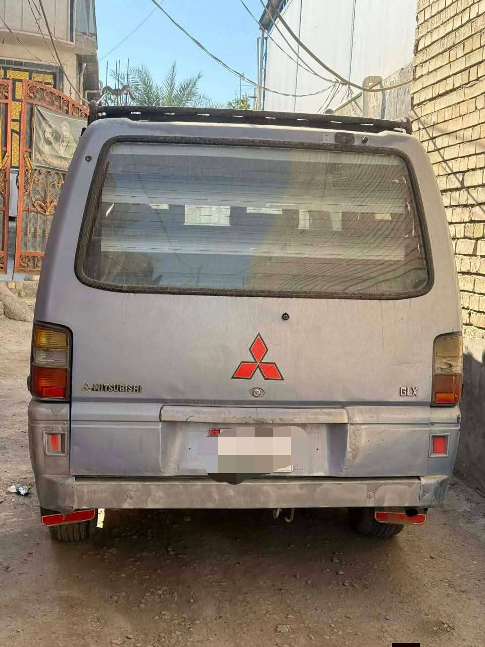 ميسبوشي 94 باص 11راكب رقم بغداد  ومكينة بلادي بانزين سيارة مال جني شغل سويج وطلع  💵سعر 38 ورقة وبيه مجال بسيط مكان السياره بابل    ***********غير متواجد عل الفيس
