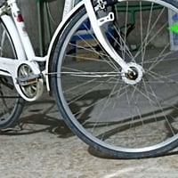 للبيع سعر 40 قفل 7 مكاين  حساس شغال  نقص تاير وسيامه  اقبل بدل حساب بب...