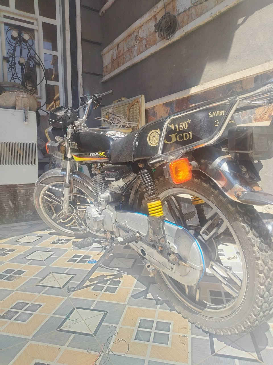 دراجه سيفان موديل 2021 نضيفه شوف صوره سعره 400بيه مجال شي قليل دك ع هاذا رقم ***********
