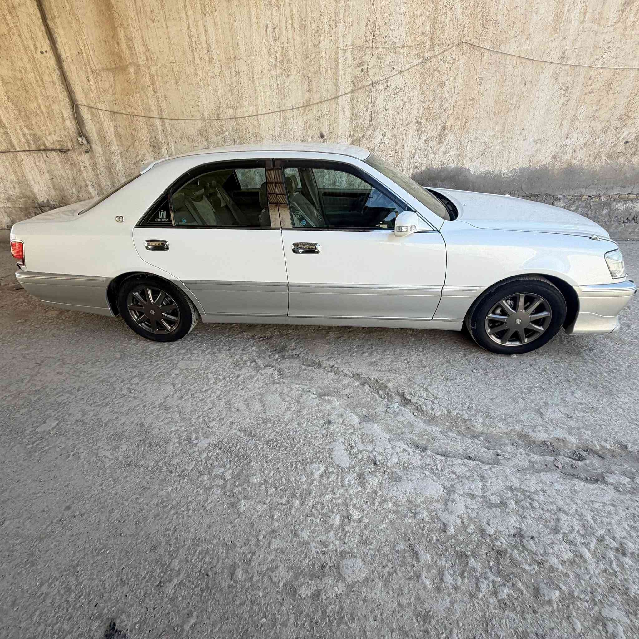 السلام عليكم ملكه للبيع قرار 48 تحوير نجف  كصت قماره فقط سياره جديده كلش سعر 125  رقم ذي قار  ثاني يوم تحول  سياره موجوده ذي قار الشطره ***********
