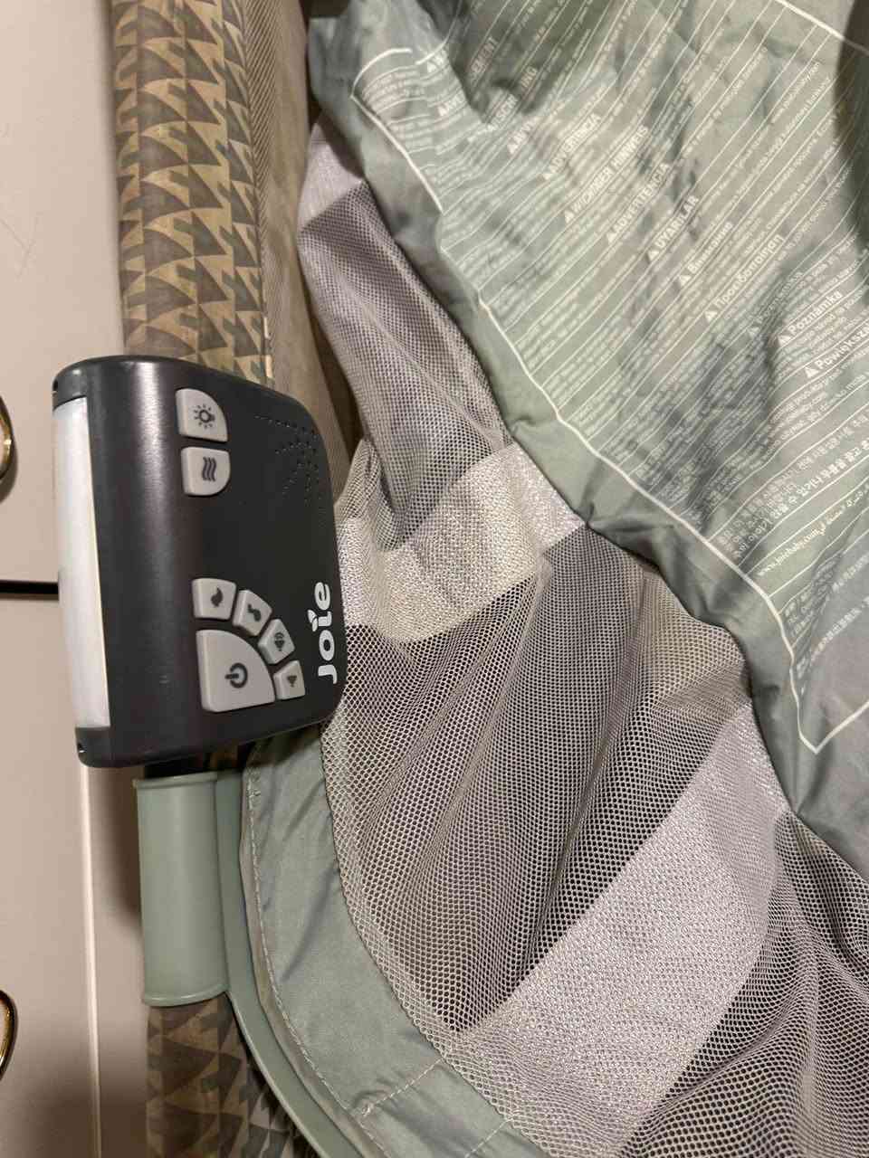 سرير نوم أطفال ماركة مع هزاز للطفل وموسيقى لنوم الطفل مع سرير وقتي  السعر ١١٠ الف بغداد, العراق


**إذا كنت صاحب هذا الإعلان وتريد حذفه لأي سبب، رجاءا أرسل رسالة إلى الدعم الفني**