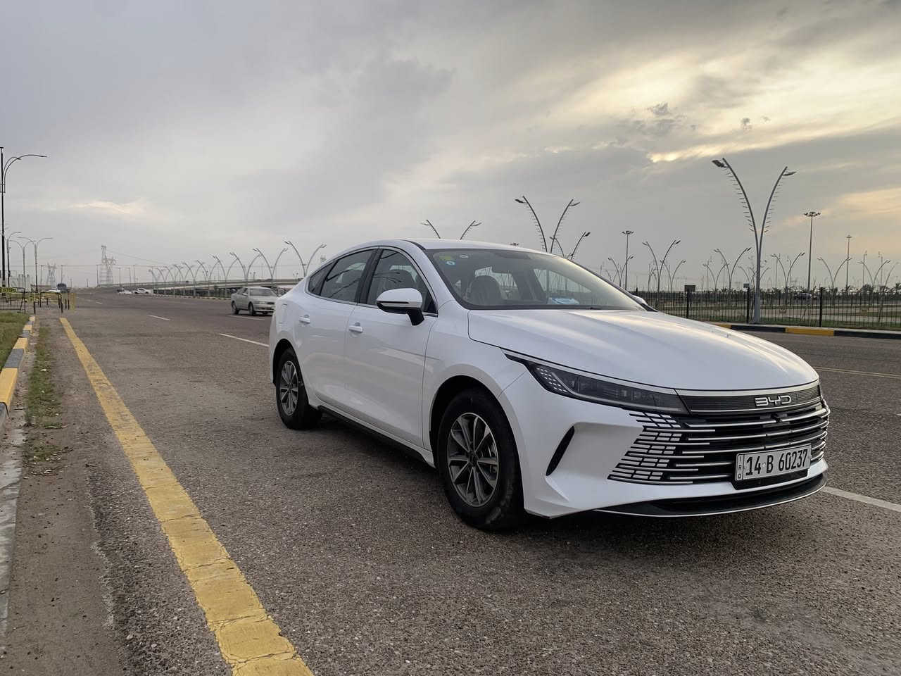 السلام عليكم اخوان
بي واي دي 
الموديل/2025 دسترويل
مكفوله سياره من كلشي استخدام شخصي
المشي الكلي /3000
للعلم السياره مالت اقصاد
موصفات معروفه الدسترويل
السعر/120 قابل للتفاوض
العنوان /البصره الزبير
الرقم/***********
