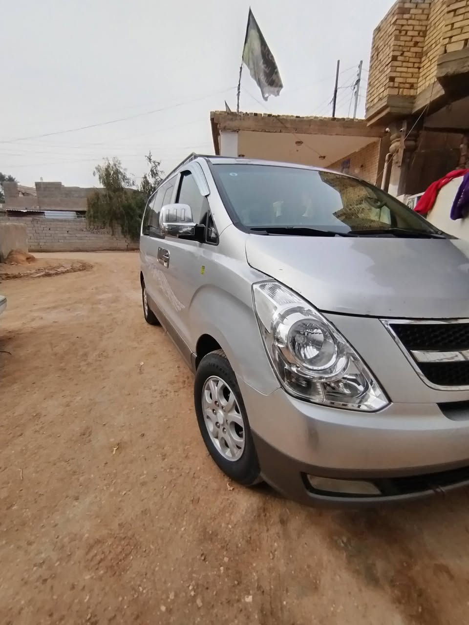 السلام عليكم استاركس 2009 رقم كربلاء جديد السياره بسمي صافيه مامطلوبه بيه بنيد امبدل للإستفسار الاتصال *********** مكان السياره كربلاء
