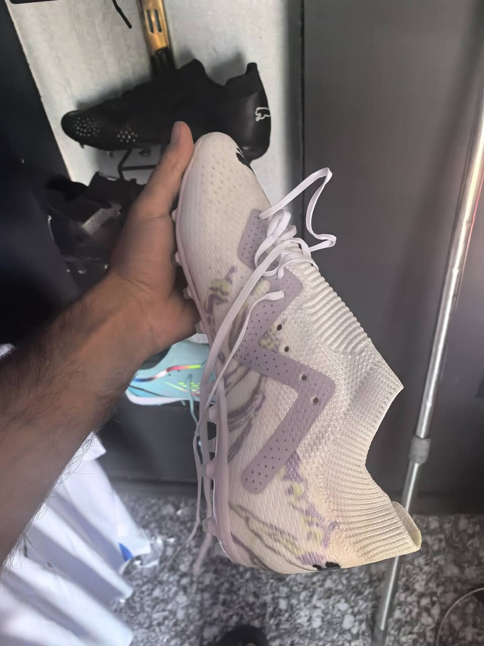 السلام عليكم
عندي شلعه مال احذيه ستد قطع اصليه فيتنامي وقياسات مختلفه   3 قطع 44  قطعه 40 قطعه 42 قطعه 45 قطعه 38 قطعه 43  يعني مشكل قياسات ابيعهم شلع الي يفيدنه خاص


**إذا كنت صاحب هذا الإعلان وتريد حذفه لأي سبب، رجاءا أرسل رسالة إلى الدعم الفني**