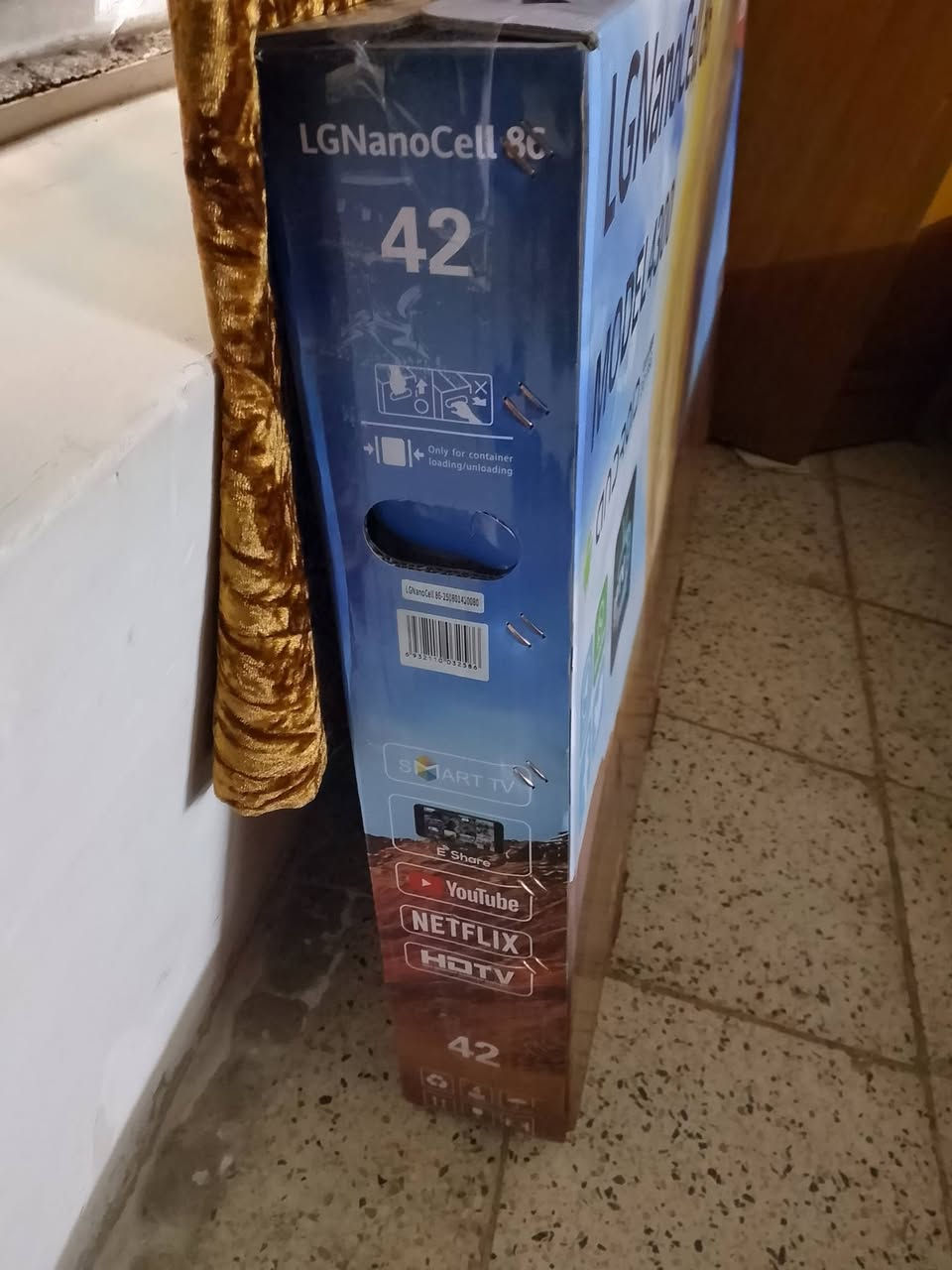 شاشه للبيع غير مستخدمه للبيع العنوان الشرطه الخامسه رقم الهاتف ***********
