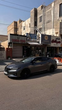 مكسيما sr plus 2022 السيارة فول الفول اعلى مواصفات    ماشية ٦٠ الف حاد...