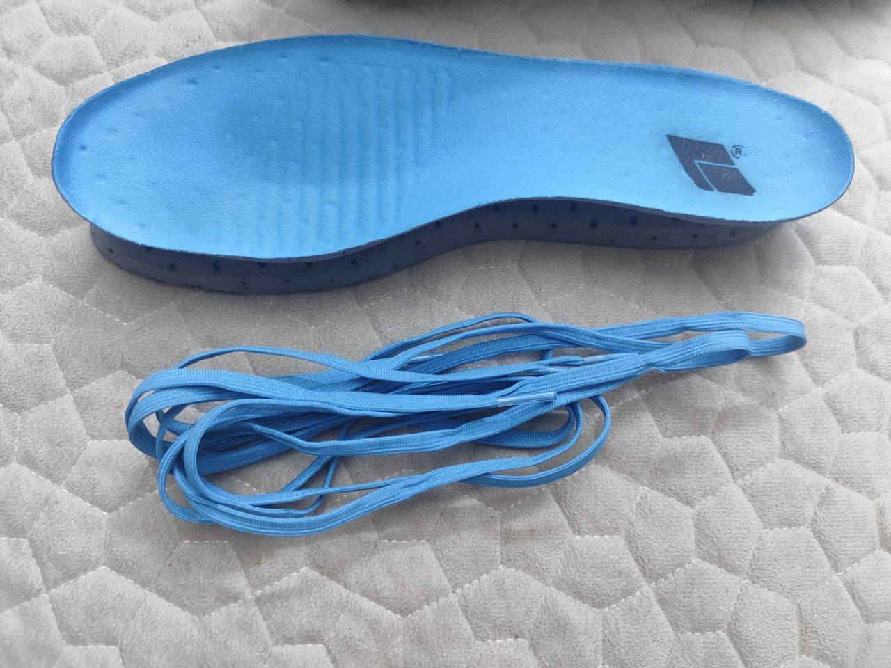 السلام عليكم حبايب توفر حذاء اديداس جلد ابو جاروبه جديد كوالتي عالمي تارتان قياس من 41/42 حذاء عالمي لون ابيض وازرق يجي ويا هديه كسارات و جواريب سوده قطنيه طويله سعر 30 توصيل جميع محافظات العراق تواصل خاص او رقم واتساب *********** الحذاء فوللل
