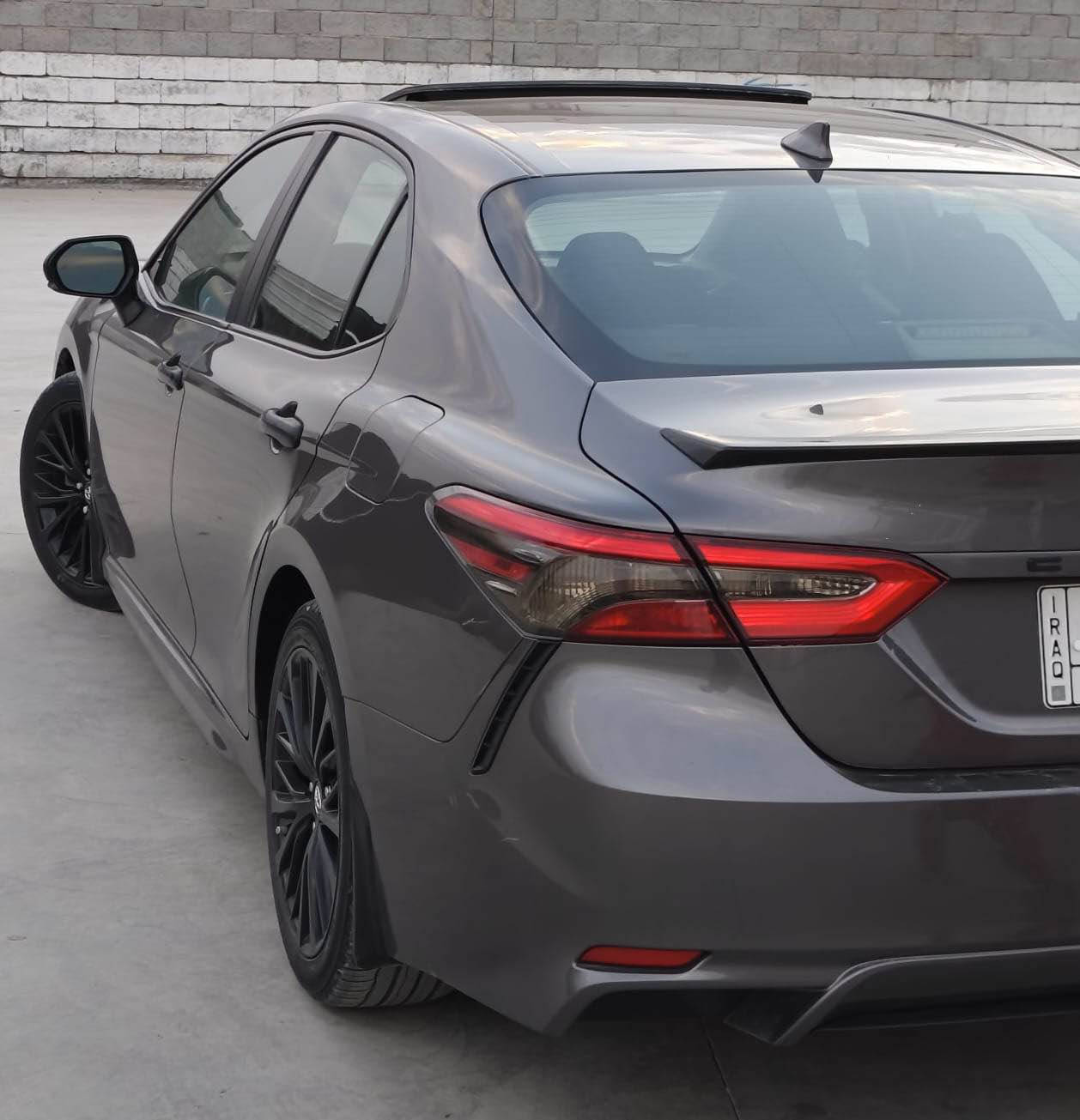 السلام عليكم 
كامري 2018كلين seبلص
فول مواصفات بصمة سلايت
رقم كركوك دولي باسمي 
بيها مكان بارد صغير على كد 10سم
ماشية 70 الف
السعر 195
عنوان كركوك الحويجة
هـ:*********** كركوك, العراق
