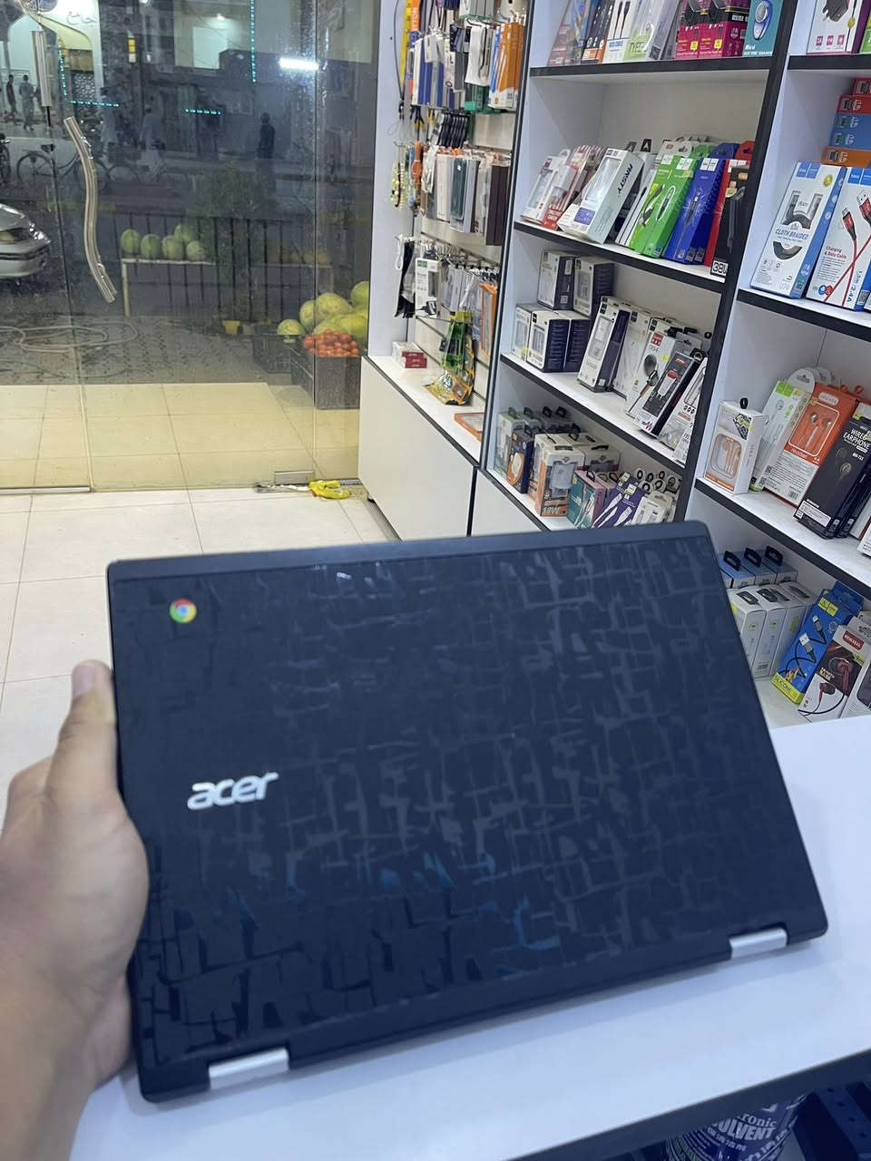 السلام عليكم 

لاب توب Acer Chromebook قلاب 
شاشة تعمل باللمس 

ذاكرة 32 
السعر 60 الف


**إذا كنت صاحب هذا الإعلان وتريد حذفه لأي سبب، رجاءا أرسل رسالة إلى الدعم الفني**