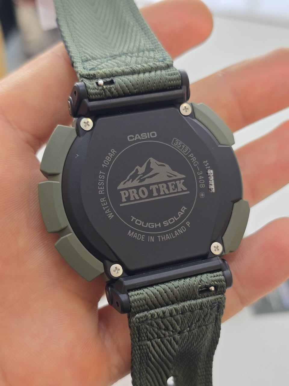 كاسيو - CASIO Watch 
⬛ [موديل:PRG-340B برو تريك] صنع في تايلند 

❗️أصلي ضمان دولي لمدة عامين من تاربخ الشراء 
✉️ شحن داخل العراق  
تواصل واتساب ***********☎️
⠀.........................................

⬛️ الحركة: طاقة شمسية solar power
⬛️ سلسلة: PRG-340B_PRO TREK
⬛️ مقاومة الصدمات
⬛️ سهولة الرؤية في الظلام ضوء LED
⬛️ مستشعر قياس ضغط جوي وارتفاع 
⬛️ مستشعر قياس درجة الحرارة 
⬛️مستشعر بوصلة تخبرك باتجاهك
⬛️ مستشعر توفير الطاقة في الظلام 
⬛️5 منبهات يوميا مع منبه غفوة 
⬛️مؤشر احتياطي الطاقة 
⬛️طوق اتجاهي دوار
⬛️ تصميم رياضي 
⬛️الساعة مقاومة للضروف الجوية مصنوعة من مواد حيوية
⬛️ لون غير لامع رائع MATTE
⬛️ السير: راتنج قماش الياف طبيعيةCASTLON  للأخضر.. وجلد طبيعي مقاوم حراري للون بني الكايوتي 
⬛️ الزجاج: زجاج معدني
⬛️ مقاوم للماء: 10 بار
⬛️ القطر:  51.7 ملم
⬛️ الوزن: 55 غرام
⬛️ الجنس: ذكر
⭐️ الأكثر مبيعاً.....
[🚫 لا نعمل بالكوبي والصيني والمجدد ]
#شكراً_لاختياركم_كاسيو
