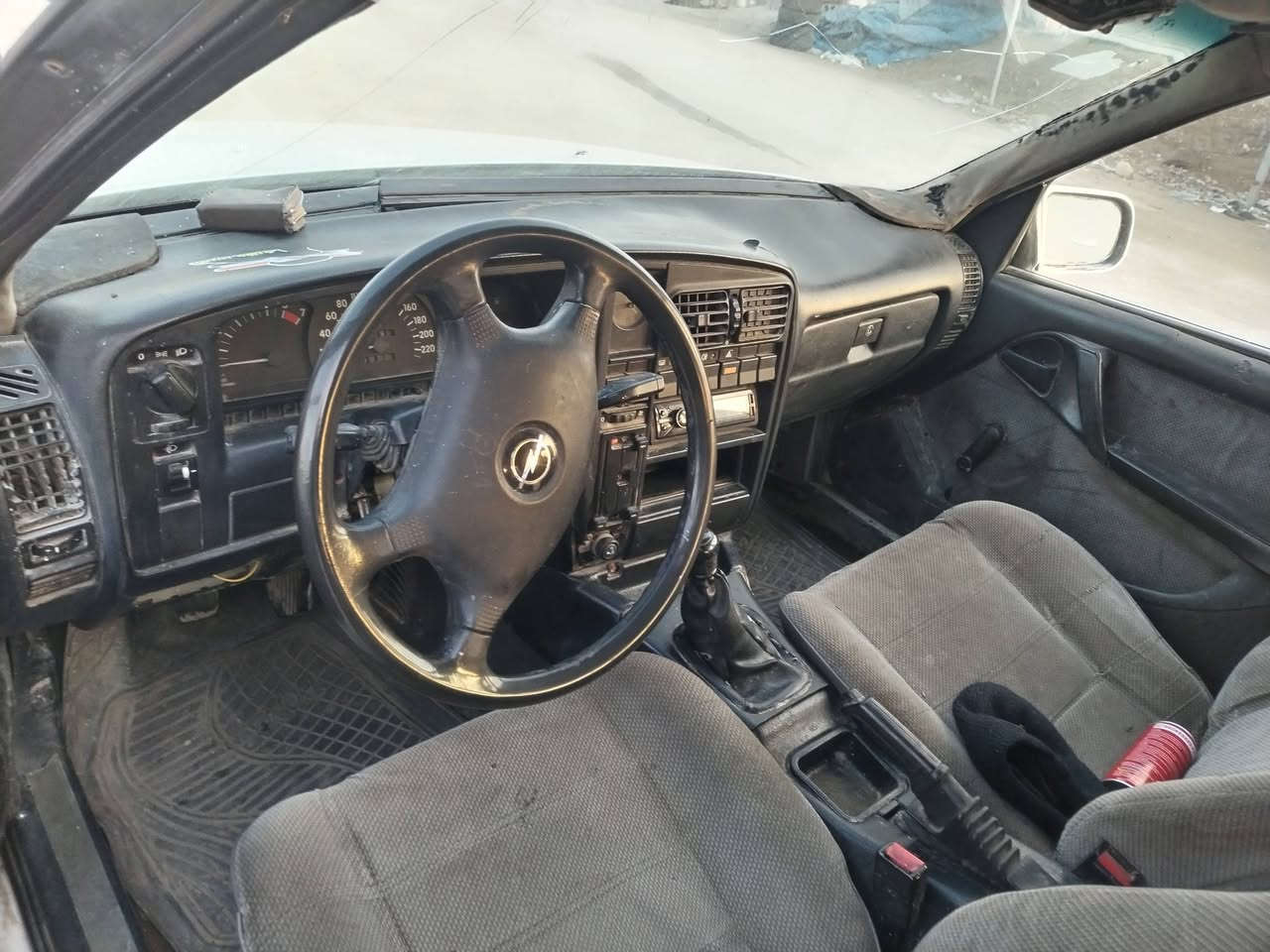 سلام عليكم سياره اوميكه اسيشن موديل 92 محرك 20 سياره سبغ عام جماليه فقط بدون ضرر بدون معجون بدون خياص ابشرط كير محرك صدر اكسل ابشرط رقم كركوك سنويه جديد لحد 2028 مشروع وطني سعره 27 بي مجال شراي خابر *********** مكان داقوق
