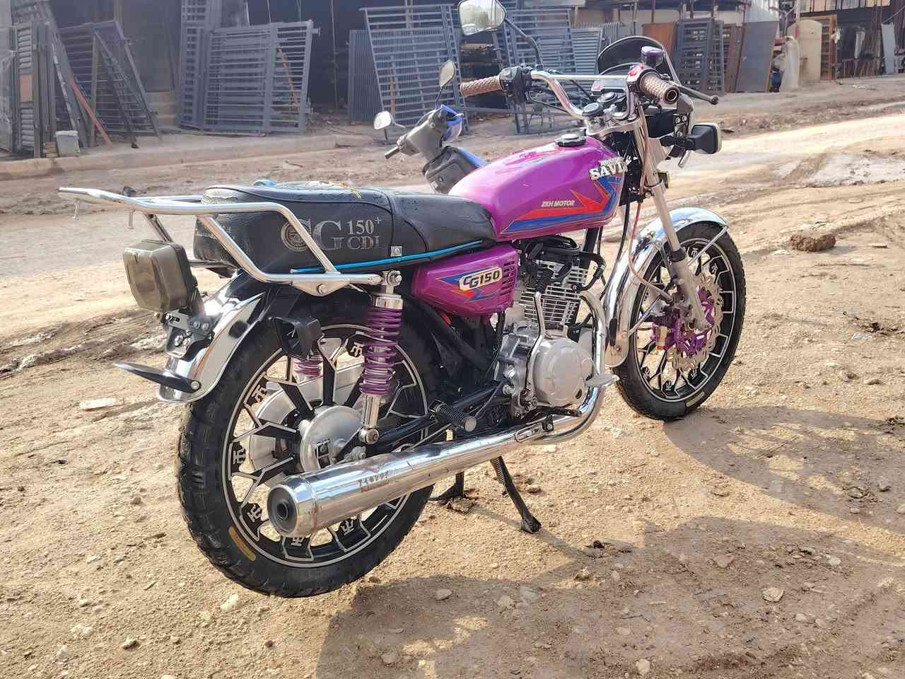 السلام عليكم دراجه سيفان للبيع 2024 باب اول الدراجه كلش نضيفه على ايدي لايت لد اشاير لد كيج الكتروني تشغيل عن بعد ويل عنكبوت المرغوب محرك150سيسي ناعمه بل مشي كله بلادي نقص فقط اشاره السعر 750 المكان حله شارع 80 مكلف بل نشر ***********
