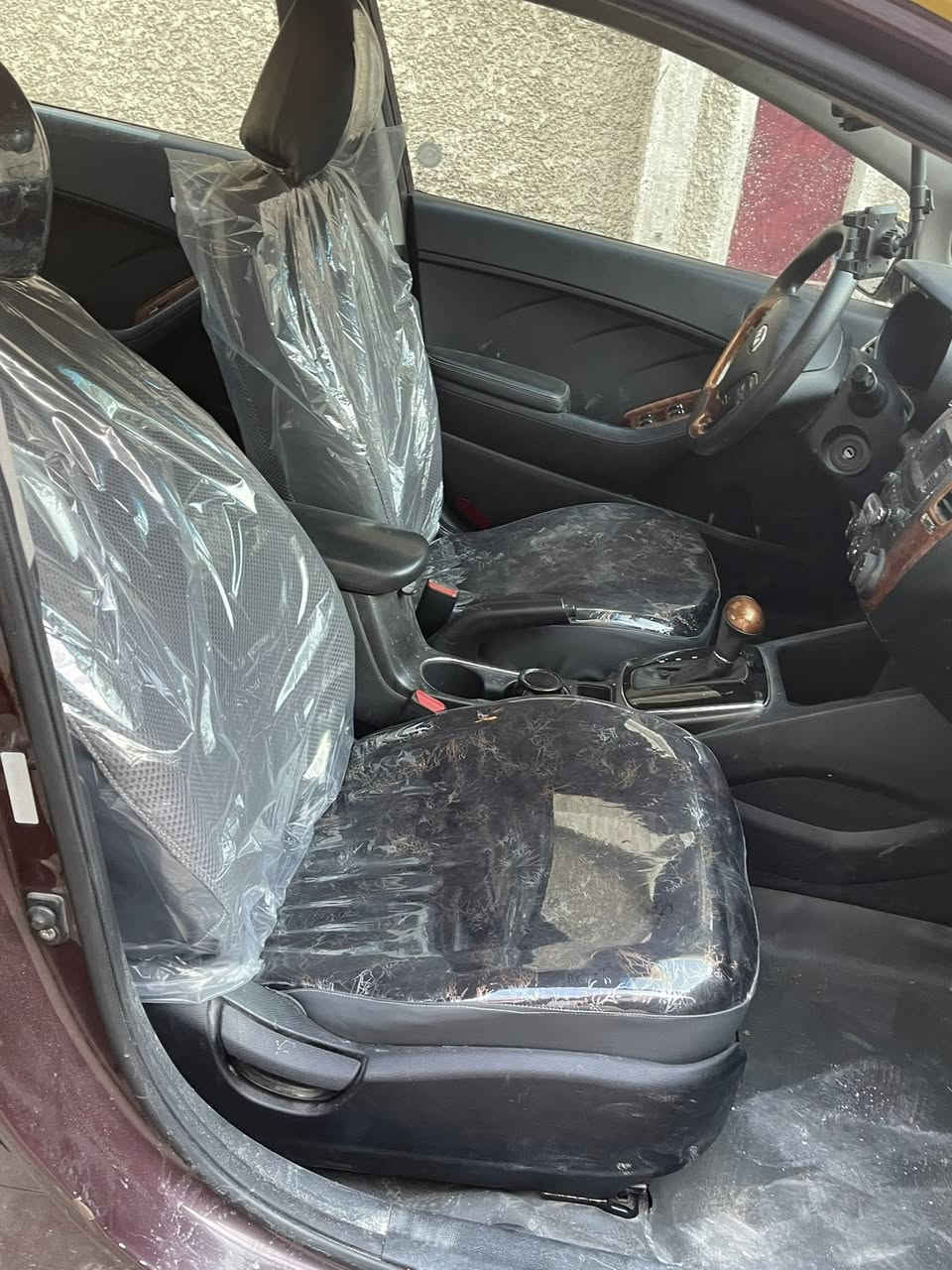 فورتي 18 للبيع
حادثها موضح بصور طخة ب البوب بجم كبس صندوك كبس 

السيارة جاهزة للاخير عوزها فرن صبغها الاول ومكشر 

كير ومحرك بلادي عشركة 
دوشمة تايرات تبريد جاهزة سيارة ماشية 130 

السعر 114 بيها مجال للشراي مكاني بغداد الجديدة 

***********
