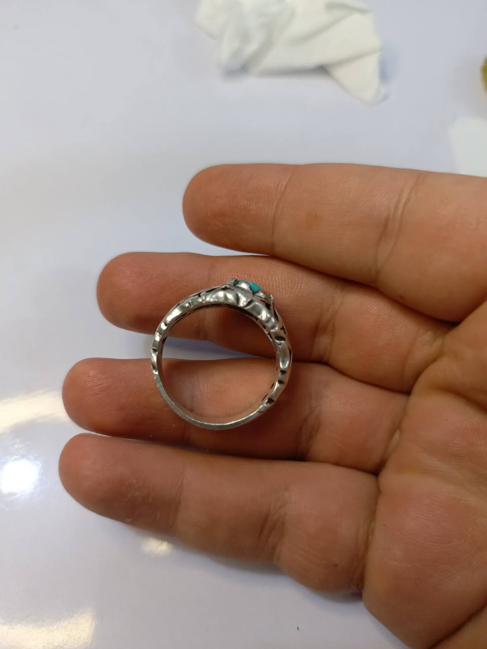 فيروز نيشابوري لبه  مديل حلقه 
سعره 70 الالف قفل معه التوصيل


**إذا كنت صاحب هذا الإعلان وتريد حذفه لأي سبب، رجاءا أرسل رسالة إلى الدعم الفني**