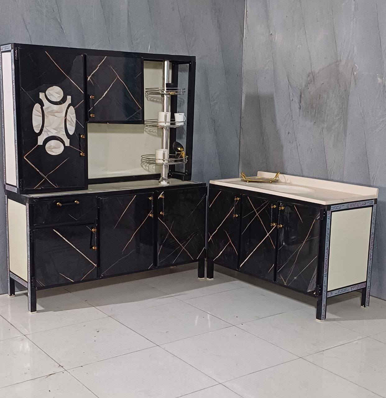 كاونتر. متر ونص 
أبو سلة.  
السنك متر وعشرين
المرمر صناعي


**إذا كنت صاحب هذا الإعلان وتريد حذفه لأي سبب، رجاءا أرسل رسالة إلى الدعم الفني**