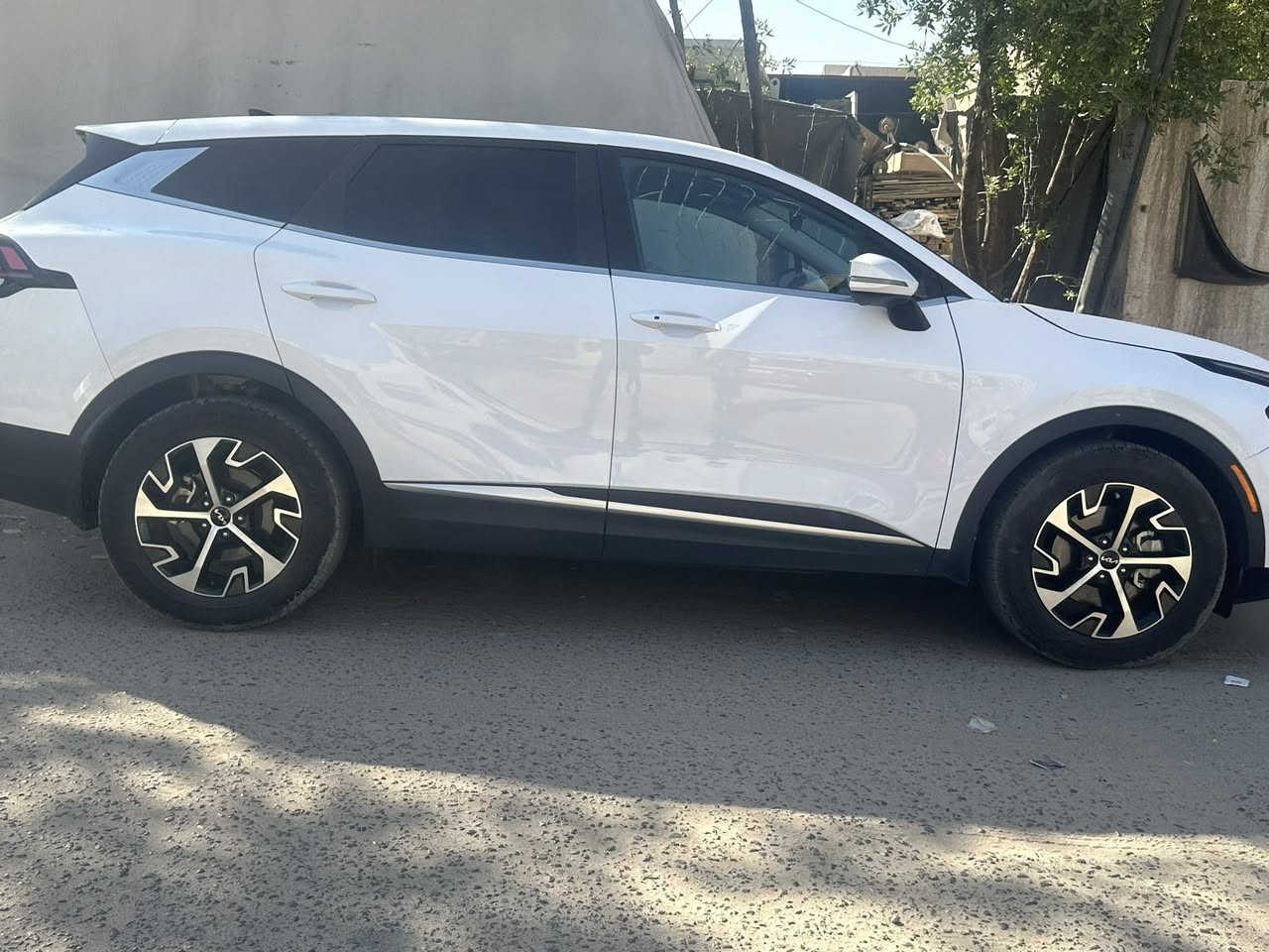 سبورتج 2022 ورد مريكي سياره فوال من عده الفتحه 
مرقمه بغداد بسمي تحويل ثاني يوم 
صور الحدث وتساب 
*********** 
 مكان بغداد
