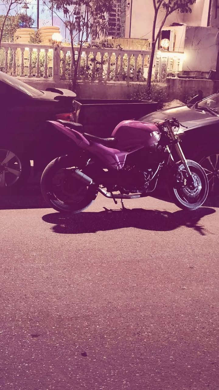 سلام عليكم عاده نشر بسبب الوعود لكاذبه  شبابنه طيبه بطح JONWAY موديل 18 (مراوس ب ايراني 25 أو فورزه) (دراجه عوزه فقط صونده مال بريك ب 10الف دينار ولكابريتر كاعد طوف ) ربع محرك يقره332 دراجه خير وبركه شلعه ومعدل نكره بكل وقت دراجه  لاتنقيص ولا تبخير كامله صوت دراجه طرب  دراجه رياضيه عليه ادامه قبل يومين درتلهه دهن امزويل مي كله اديرله اخضر 
لاستسفار/***********
ديالى/شهربان
