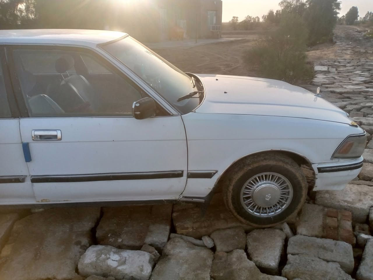 السلام عليكم مرخصت الثمن المحترم ارجع وعيد سيدان موديل89 للبيع محرك وكير فيفيتي 3000 تخم تاير جديد حداديه حلوه باتري جديد بسمي سنويه جديده 2027 مشروع وطني رقم نينوه خصوصي مكان السياره واسط الصويرة والسعر 38 وبيها مجال وهاذه رقمي ***********
