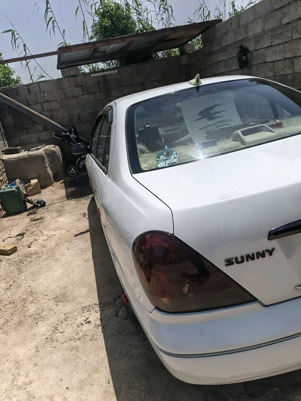 نيسان سني موديل2009 سياره حلوه مال جناي بيه بارد اثر رصعات والباب الخلفي السكن فول تبريد العنوان بغداد ابو غريب سعر خاص***********تواصل واتساب