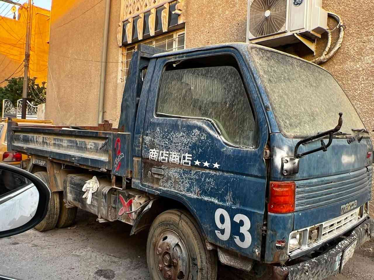 للبيع مازدا قلاب رقم أنبار بسعر مناسب مكينة كايمة كير شغال بيهه رقم بالشاصي غلط ومسوي معاملة بالكمرك بس يدكون رقم شاصي 
مكاني بغداد
السعر 20 ورقة 
***********
