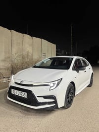 كورلا بلاك ادشن • هايبرد ١٨٠٠ • ماشية ١٣٠٠٠