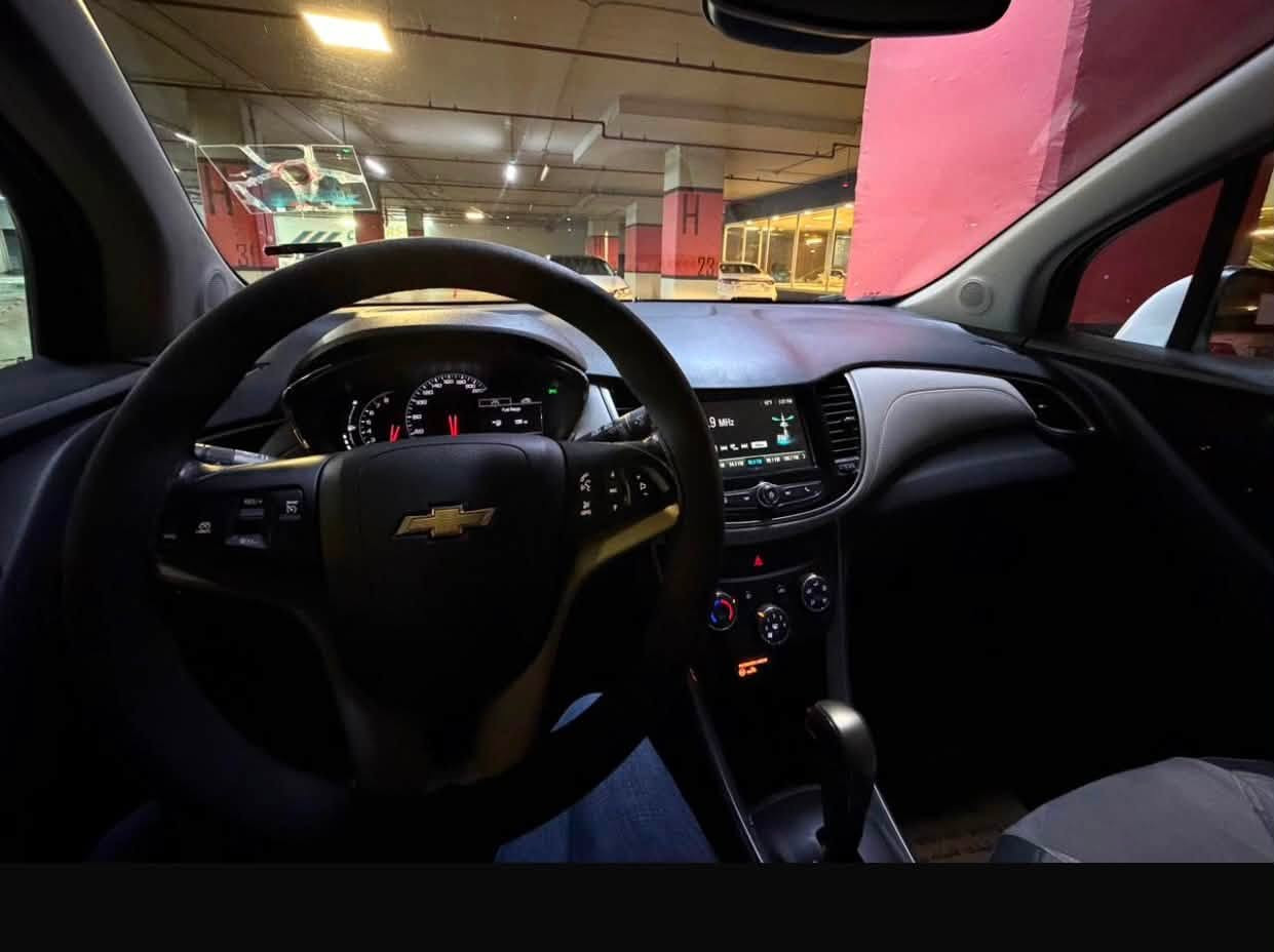 Chevrolet Trax premier
للبيع
شوفرليت تراكس موديل 2019
فئة Premier — مواصفات خليجية

المواصفات:
محرك 1.8
4 سلندر
أوتوماتيك
بنزين
المسافة: 70,000 كم فقط
اللون: أبيض
رقم السليمانية خصوصي
5 مقاعد
سقفة / سلايد
استعمال شخص واحد
سيارة نظيفة ومواصفات كاملة
حادثها واضح، باب تعديل بارد و شويه البنيد 

مكفولة گير ومحرك وشاصي، والسيارة جاهزة للفحص.

الموقع: السليمانية

للاستفسار والمراسلة يرجى التواصل على الخاص.


**إذا كنت صاحب هذا الإعلان وتريد حذفه لأي سبب، رجاءا أرسل رسالة إلى الدعم الفني**
