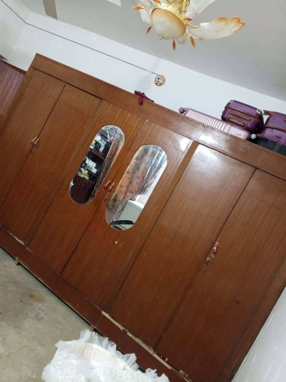 سلام عليكم موجود كنتور حطاطه وضخم ست بوب البيع اب 300 وبي مجال مكاني هيت


**إذا كنت صاحب هذا الإعلان وتريد حذفه لأي سبب، رجاءا أرسل رسالة إلى الدعم الفني**