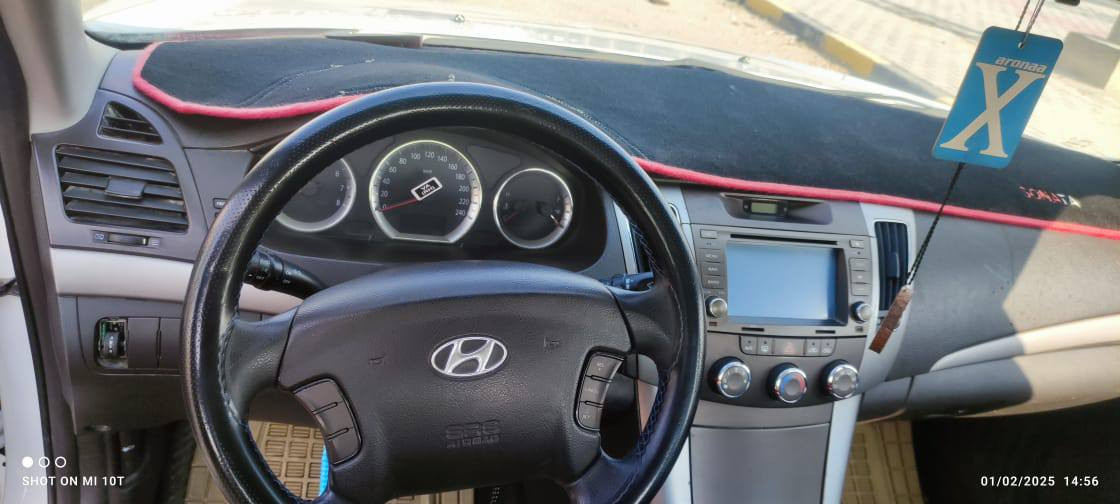 سوناتا 2009 خليجي  رقم اربيل  بيها بعض الصبغ ابيع احزام.المحرك 2400  السعر 100 .تبريد فول شاشه وكامره خلفيه .الكير والمحرك جدد .الرقم *********** مكان السياره النجف الاشرف النجف, العراق
