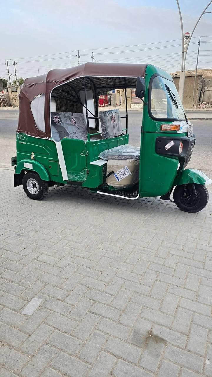 تكتك باجاج 21 تكتك حلوه جاهزه من كلشي كبل لشارع ومجفته تجفيت شركه تكتك نضيفه تخم تاير جديدما عوزهه شي 7500وبيهه مجال لطيبين تحويل ثاني يوم مكاني بصره حيانيه***********
