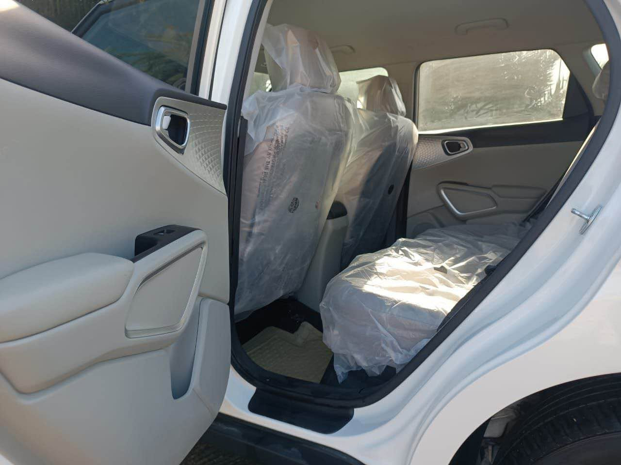 بيع Kia soul lx

موديل ٢٢ وارد امريكي  
حادث بنيد وجاملغ  وسونر مرفق بلمنشور 

موصفات فول عدا الفتحة 

تحديد مسار 
تثبيت سرعه 
ردار امامي وجابني 
حساس خلفي 
٣انظمة قيادة سبورت 
مكينة 2000 دوش 
كير مكينه مكفوله 
تبريد ثلج 
سيارة بااسمي سنويه جديدة كبل تحويل 
تواجد بغداد  وبابل 

اتصل فقط ل شراي وجاني 
*********** حلة, بابل
