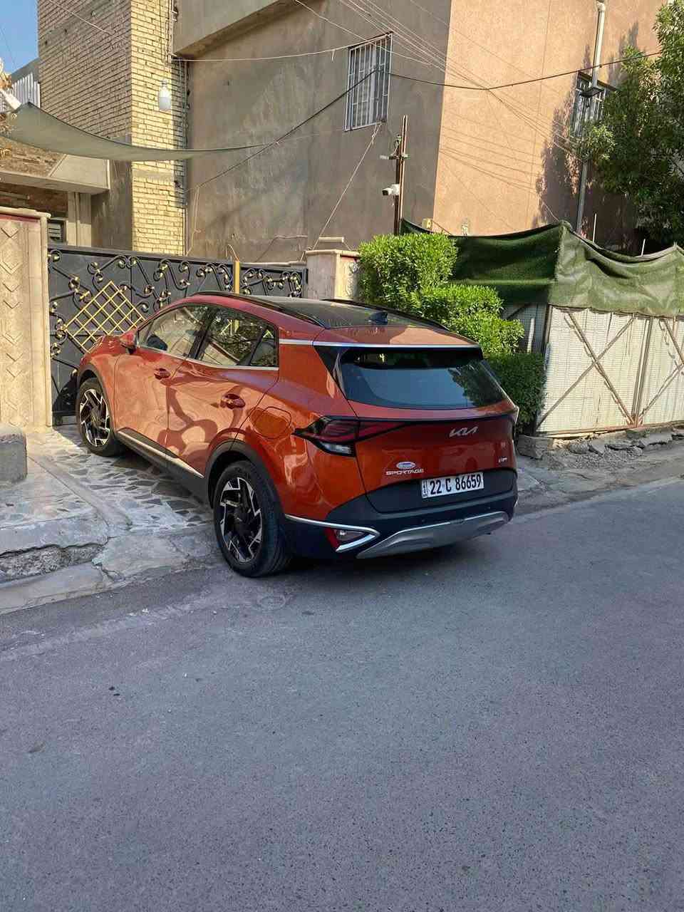 سلام عليكم كيا سبورتج للبيع
مواصفات nim حالها حال الgt line 
موديل ٢٠٢٣ رقم شمال (اربيل) 
كشنات تدفئه تبريد 
وبعد بيها هوايه موصفات 
عنواني بغداد الاعظميه 
***********
