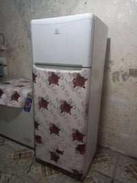 ثلاجة • شغلة شرطه • عليها مجال