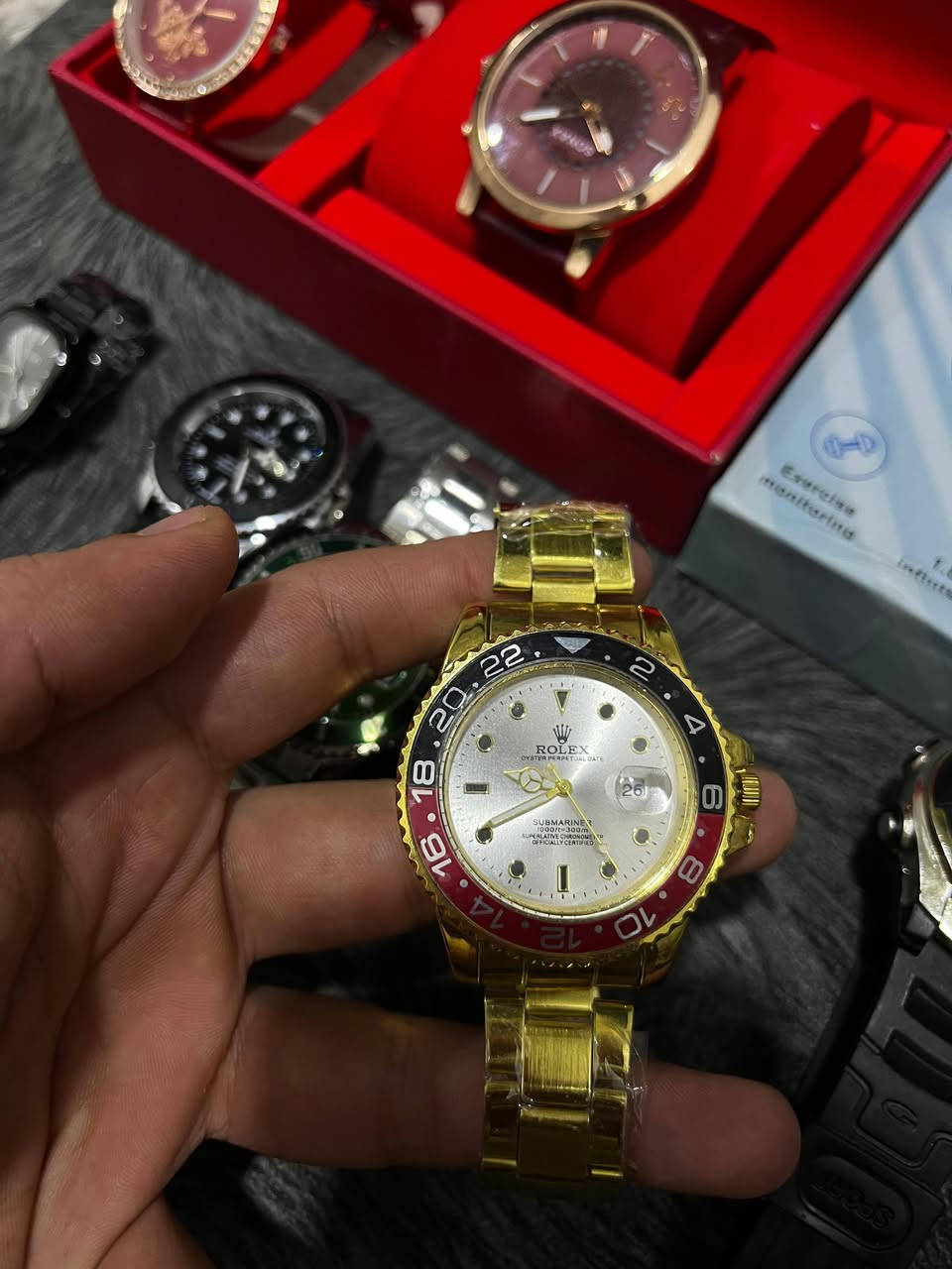 حـتى لو متشتري خلي لايك 
ساعات رولكس وكاسيو مختمات وزن ثقيل
القطعه 20 مع التوصيل
وشلعه هم ترهم


**إذا كنت صاحب هذا الإعلان وتريد حذفه لأي سبب، رجاءا أرسل رسالة إلى الدعم الفني**