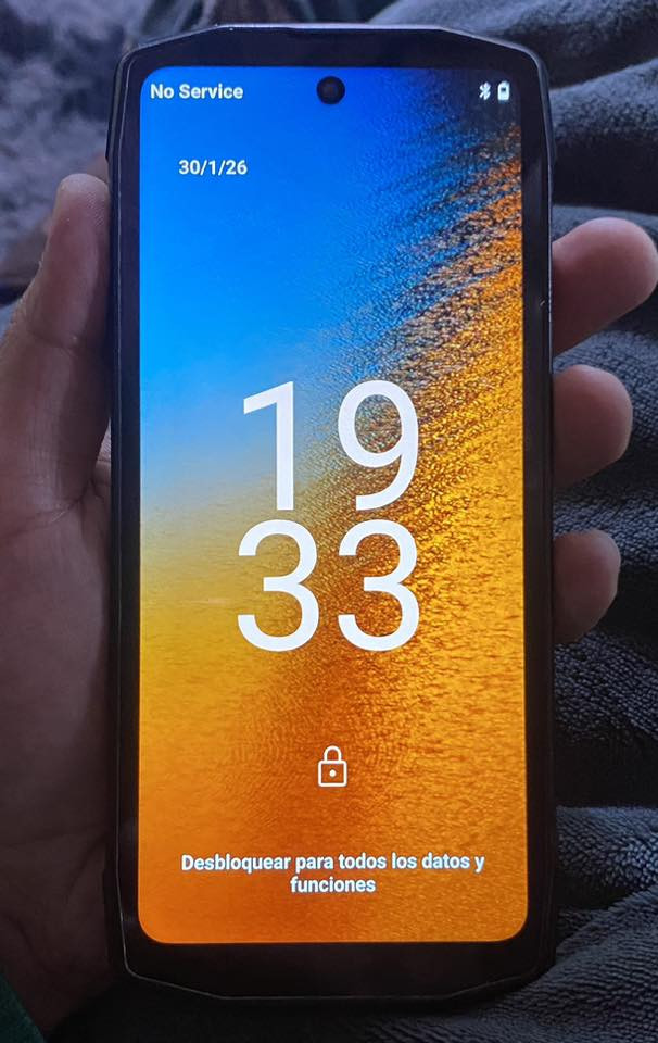 سلام عليكم 🫡 

موبال مدرع بهاذ الشكل 
ذاكره ٢٥٦ بطاريه ١٠٦٠٠
بي رمز ماعرفه 
اعله سعر ابيع  رقم الواتساب ***********
