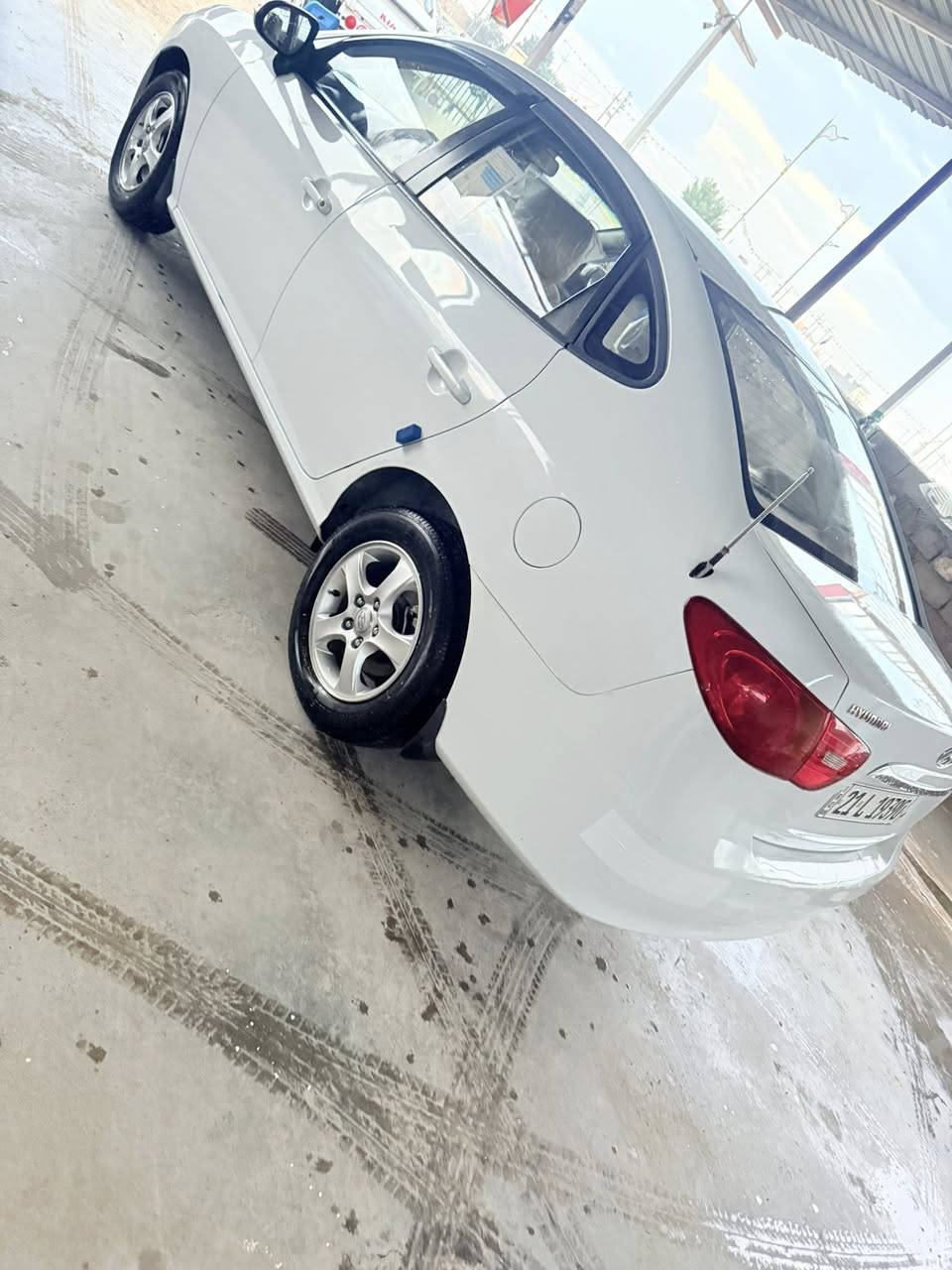 سلام عليكم هونداي النترا خليج للبيع موديل 2011 رقم سليمانيه جديد انكليزي تحويل محرك 1600 مكفوله كفاله ما عدا جاملغ الامامي الايمن امبدل ابلاي أو الباقي مكفول كفاله عامه لاستفسار ***********/العنوان واسط الصويرة
