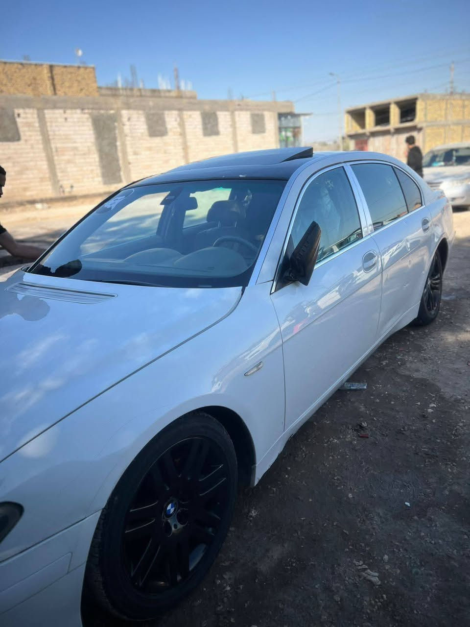 Bmw 745 il باخره متومه فول مواصفات للخير بوب شفط مكفوله من الكصه بصمه مكينه كير خير من الله حداديه  نص عمر والباقي جاهز مكانها بابل ب 50 ورقه وبيها مجاللل
***********
