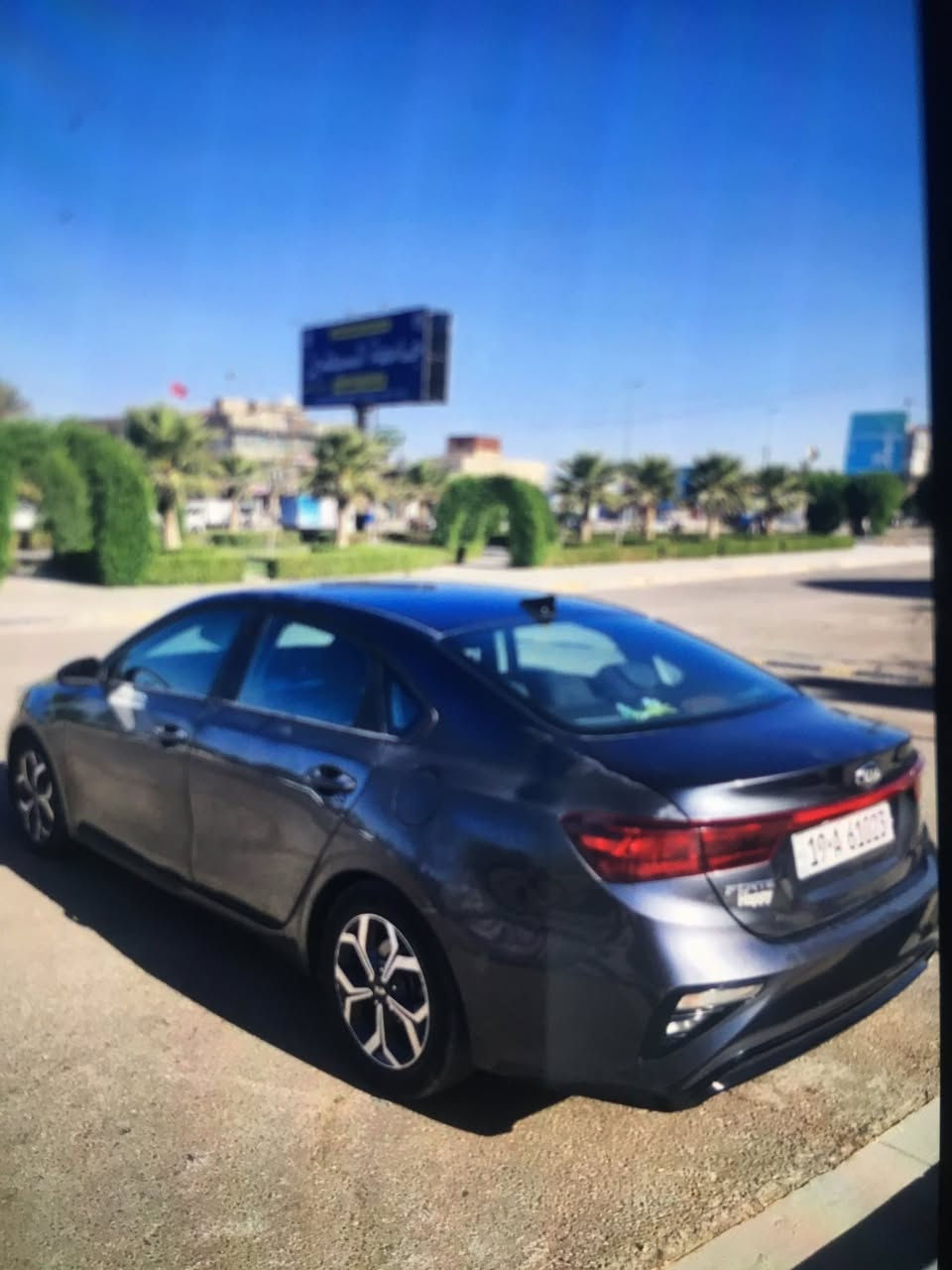 سلام عليكم سياره للبيع
كيا فورتي موديل 2019 وارد امريكي ضررها باب بدون داخل السيارة ليبل واحد مكينه دوش 
السعر 130 وبيها مجال قليل

مكاني كربلاء الاستفسار ***********
