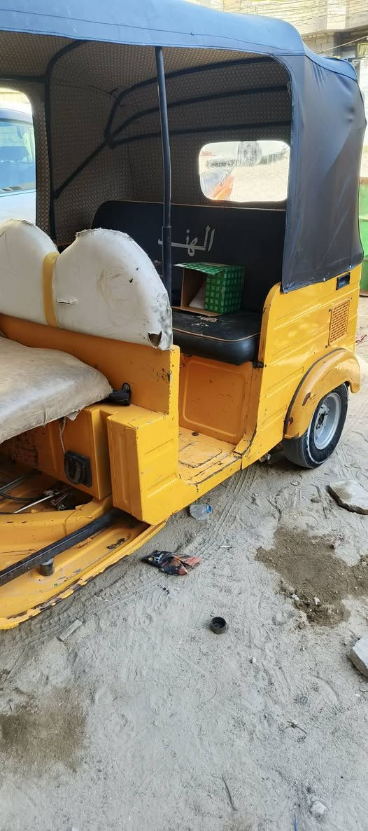 سلام عليكم تكتك زيل نظيفه لاخياس ولا لحيم ولاصبغ بلاديه اوراق اصولي ٢٠١٨ نقص جوزه فقط مكاني كربلاء اسعر 2000 وبيهه مجال***********
