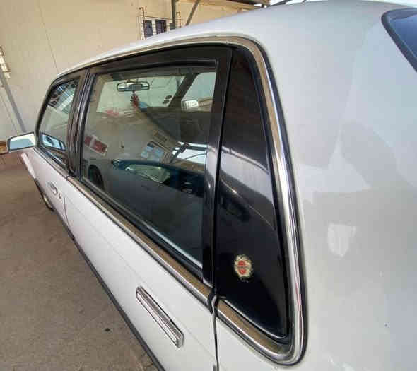 لسلام عليكم 🫡 
اولـدز موديل 1990 كلشي بلادي شركة ماشية 200 الف 
صبغ فقط جنطه ونص القمارة لجمالية لا خياس لا ضربة سياره تحفـة محرك لاتبخير ولا تنقيص شرط الأوفر ع 80 يعد شلعته تشك الگاع كلشي بيه مكفول على وضع شركة يعني بلادي من امه 🫰😌 .. تايرات تخم جديد  دبل فيت بم غرفتها جديده جديده 💯💯%كهربائيات كلها شغال ابواب سنتر لوك + ســويج 🔑 العدد (2)،،،،اناره اشاير دبل اشاره كلها شغال  السياره بلاد يعني  مابيها اي نقص تدفئة وتبريد ثلج ❄️  وبالعافيه على ياخذه وتكون من نصيبه مكان السياره واســط السعر 78$  بيع مستعجل أتصل وتدلل🤝 -***********
تم تنزيل السعر 🫰 بيع مستعجل!!!!

ملاحظة: رجاءاً رجاءً اقره منشور زين ولحد يكسر بحلال العالم تعجبه يتصل واني خادم وما تعجبة لا يعلق كلشي متوفر بسوك تحياتي ومودتي لكم.
